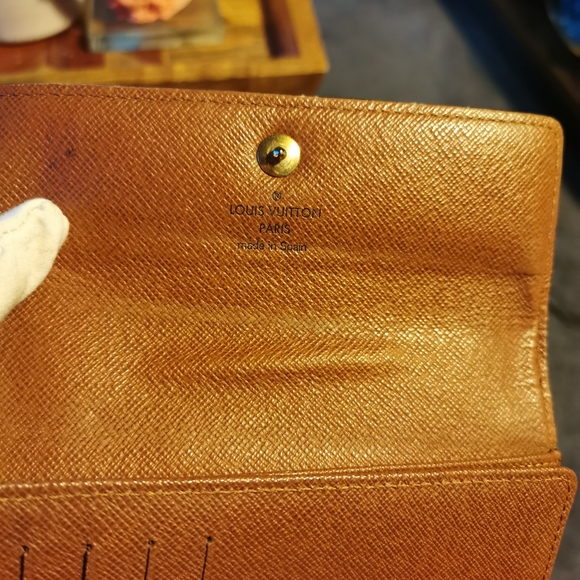 Sold of PM. 💯% Authentic LV Alexander Mediem Wallet - Picture 12 of 15